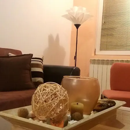 Eva * Szkopje